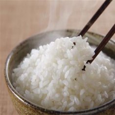 蒸大米怎么做好吃 蒸大米饭米和水什么比例 蒸大米要加多少水