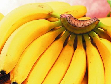 每天吃1根香蕉疾病远离你 香蕉的食用功效