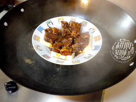 豆腐蒸黑椒排骨的做法步骤6