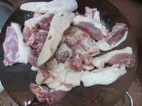 板栗炖鸭肉的做法步骤3