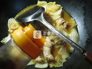 咖喱白菜鸡翅根 的做法步骤：6