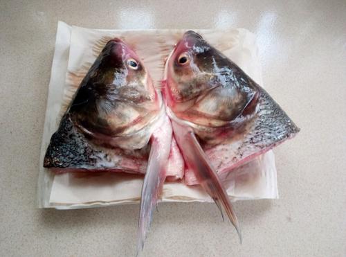 干锅鱼头的做法