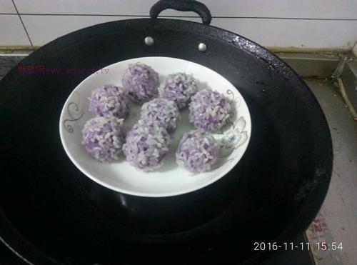 紫薯糯米丸的做法