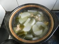 海带萝卜排骨汤的做法步骤6