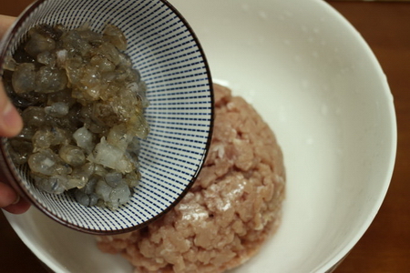 鲜虾猪肉蒸饺的做法步骤8