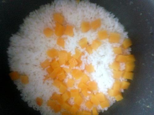 南瓜米饭的做法