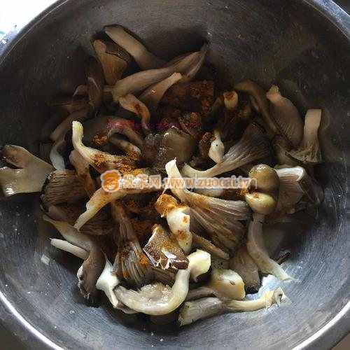 咖喱炸蘑菇的做法