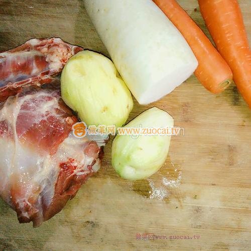 萝卜清炖羊肉的做法