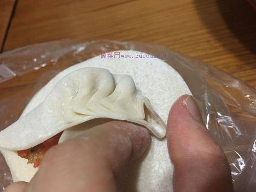 香菇肉馅水饺的做法
