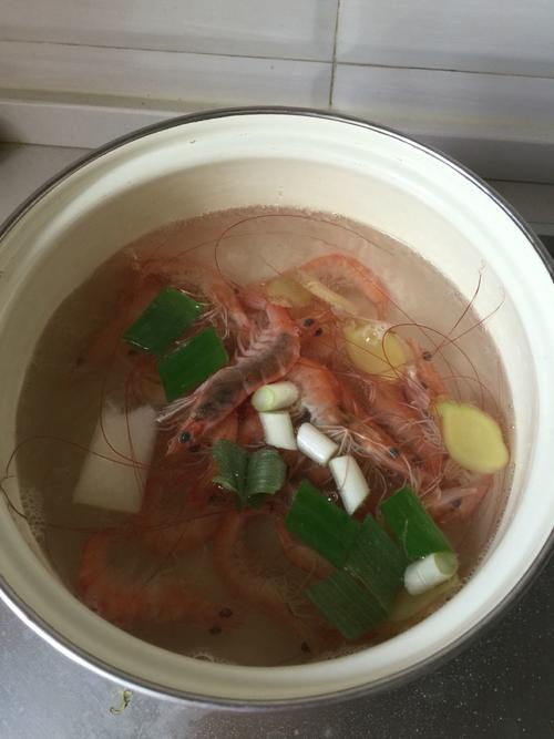 冬瓜炖虾的做法