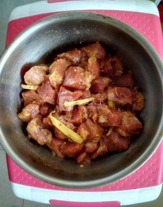 超级简单烤猪肉串的做法步骤：3