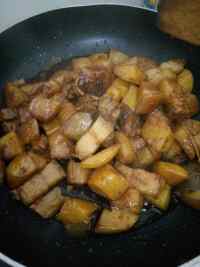 土豆红烧肉的做法步骤11