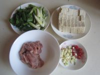 豆腐鸭脯肉的做法步骤1