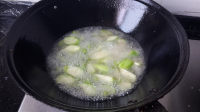 丝瓜毛豆子炒蛋的做法步骤6