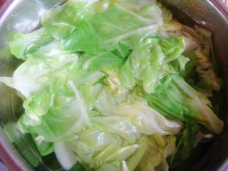 【湘菜】--干锅手撕包菜的做法步骤:5