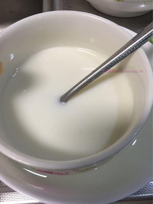 牛奶甜馒头的做法