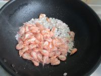 茴香炒虾的做法步骤4