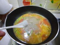 西红柿芦笋肉片汤的做法步骤12