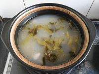 酸菜肥肠砂锅的做法步骤13