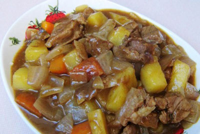 独家自创的咖喱牛肉做法,高压锅咖喱牛肉