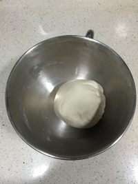 豆腐酸菜煎包的做法步骤2