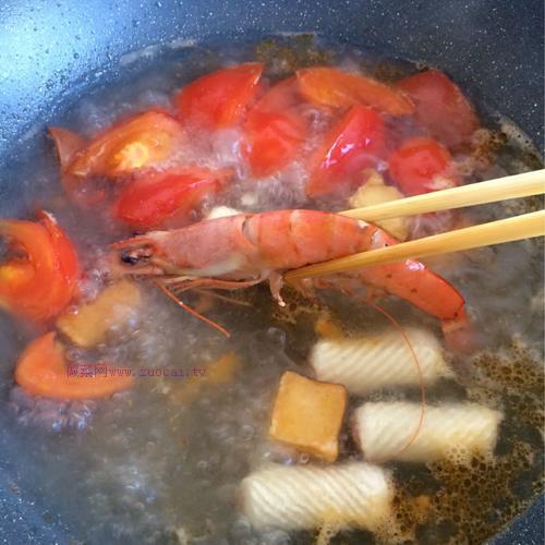 鲜虾丸子面的做法