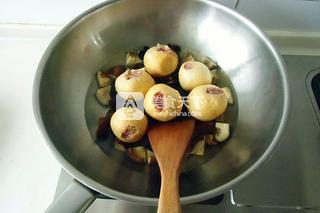 香菇烧油面筋的做法步骤：7