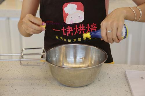 日式棉花蛋糕卷的做法
