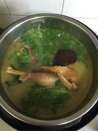 腊野鸡香菇汤的做法步骤7