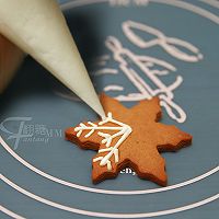 预热圣诞姜饼喽!糖霜和翻糖造型一次教你三款的做法图解15