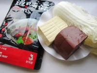 白菜炖黑白豆腐的做法步骤1