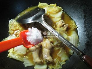 咖喱白菜鸡翅根 的做法步骤：7