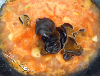 木耳番茄鱼片汤的做法步骤10