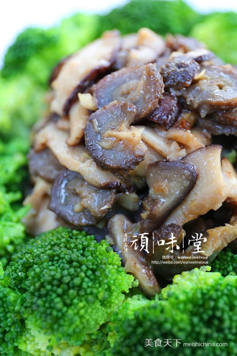 香菇蚝油烩海参