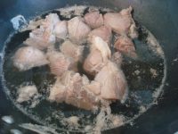 清汤羊肉炖黄萝卜的做法步骤1