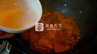 香辣酱汁焖豆腐的做法步骤：16