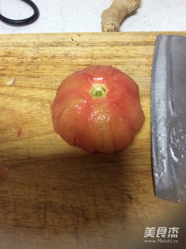 开花的西红柿切法的做法