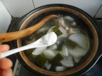 海带萝卜排骨汤的做法步骤5