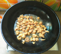 橄榄菜四季豆炒鸡肉的做法步骤6