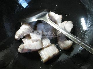 茶树菇茭白烧五花肉的做法步骤：2