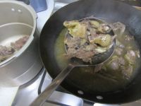 香菇豆干烧野鸭的做法步骤4
