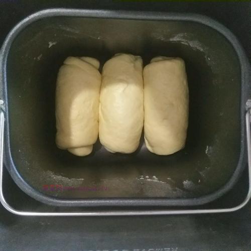 奶油吐司（面包机版）的做法