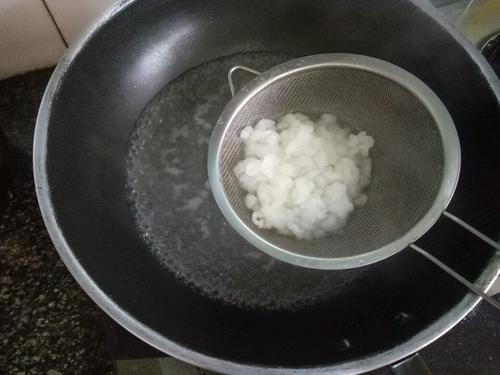 木瓜牛奶炖雪蛤的做法