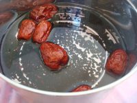 黑米红枣银耳粥的做法步骤4