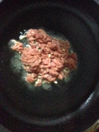 彩椒牛肉馒头盒子