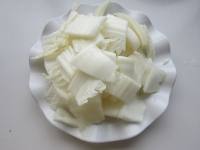 白菜炖黑白豆腐的做法步骤2