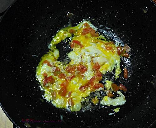 西红柿鸡蛋汤粉的做法