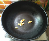 胡萝卜杏鲍菇烧土鸡的做法步骤4