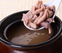 【猪肚汤怎么做好吃】猪肚汤的营养价值_猪肚汤的食材选购