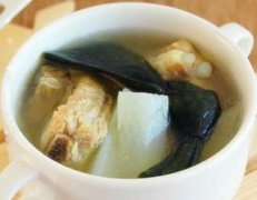 【白萝卜海带排骨汤】白萝卜海带排骨汤的做法